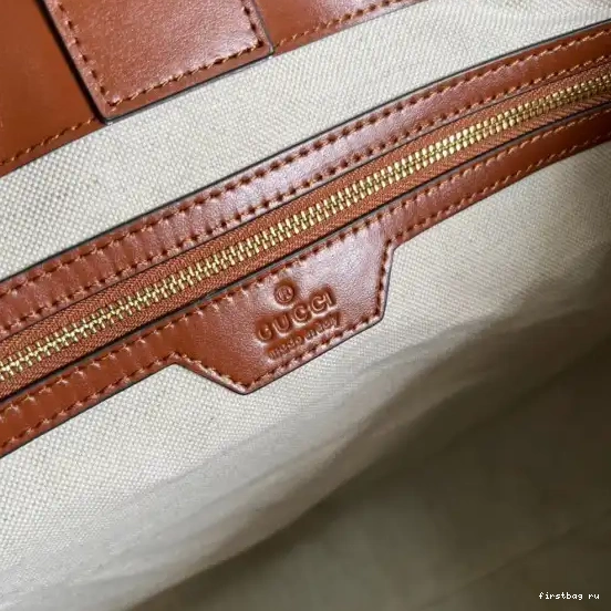 Firstbag ru matelassé GG GUCCI tote medium leather 0527